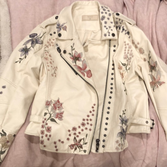 Blank NYC Jackets & Blazers - BLANKNYC Cream jacket embroidered floral